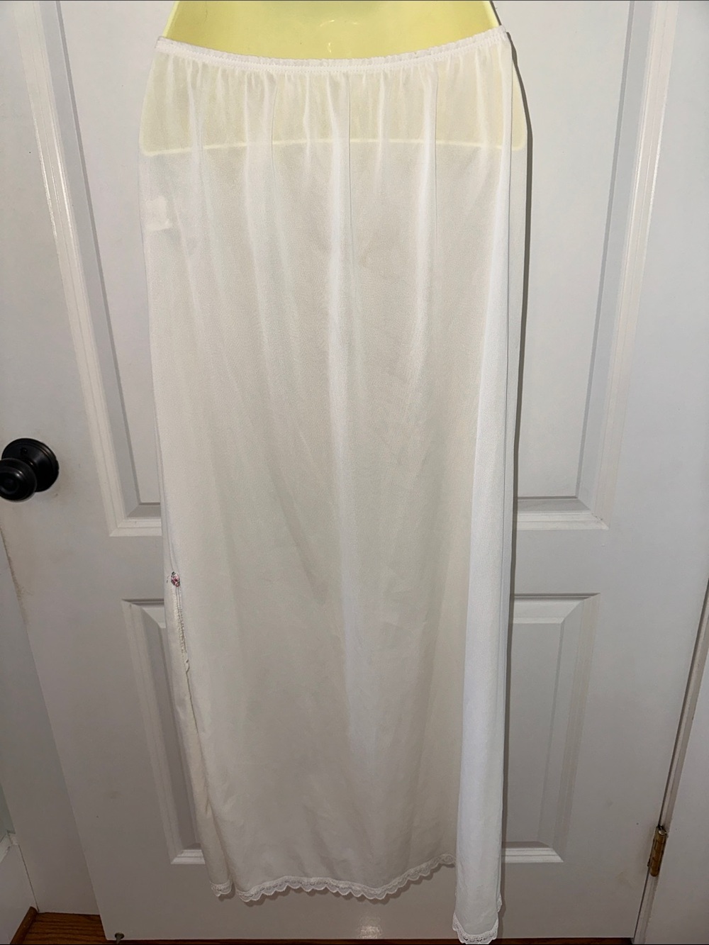 Vintage Lingerie by Dixie Belle‎ White Nylon Long Maxi Half Slip - Picture 5 of 7